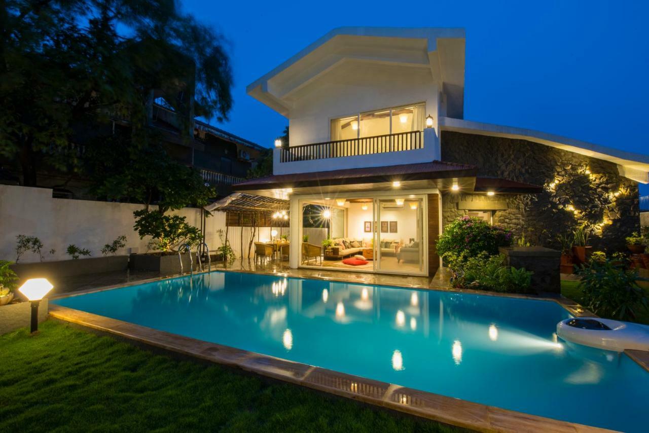 El Lodge By Stayvista - Pool, Lawn, And A Charming Gazebo For Your Perfect Getaway 罗纳瓦拉 外观 照片