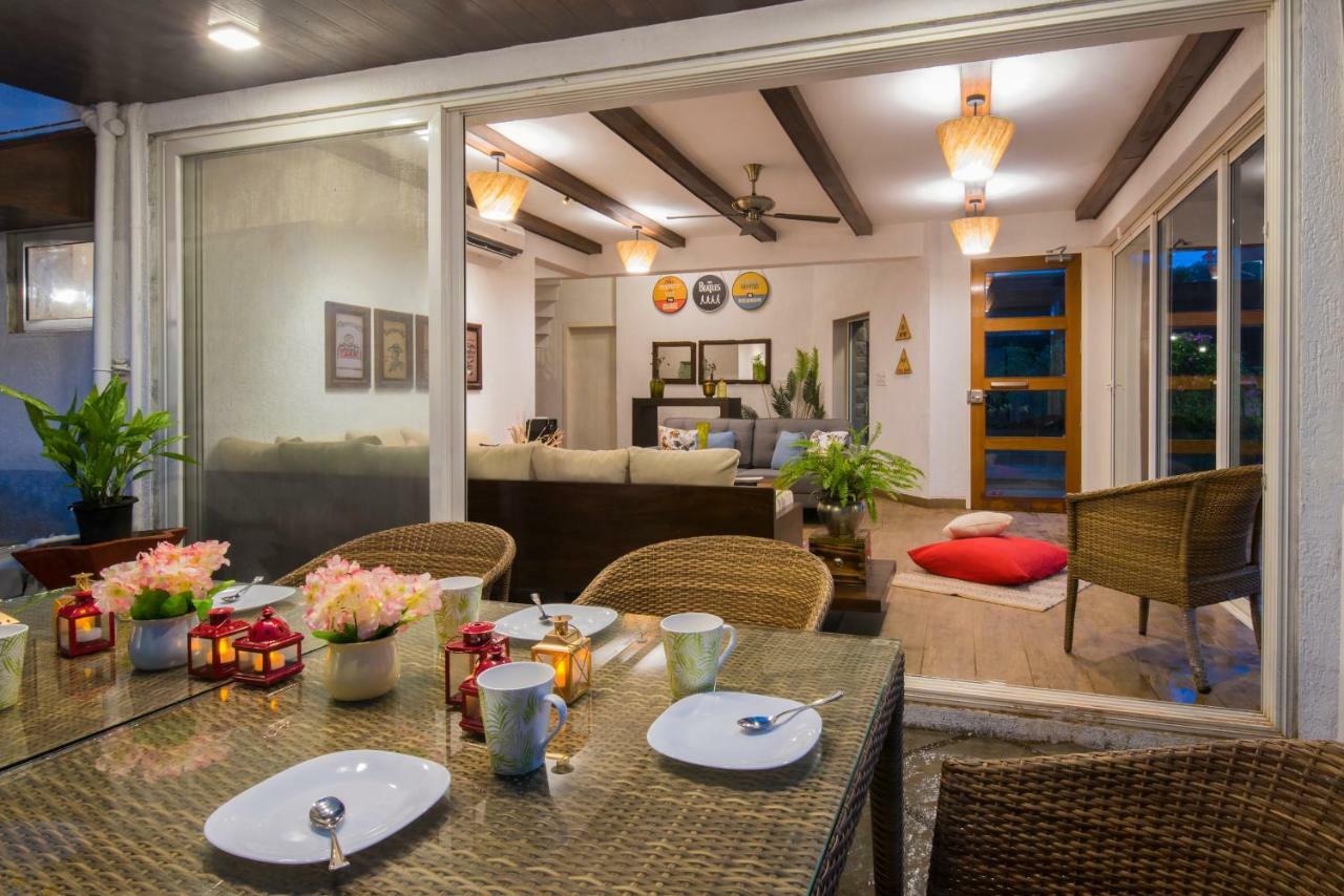 El Lodge By Stayvista - Pool, Lawn, And A Charming Gazebo For Your Perfect Getaway 罗纳瓦拉 外观 照片